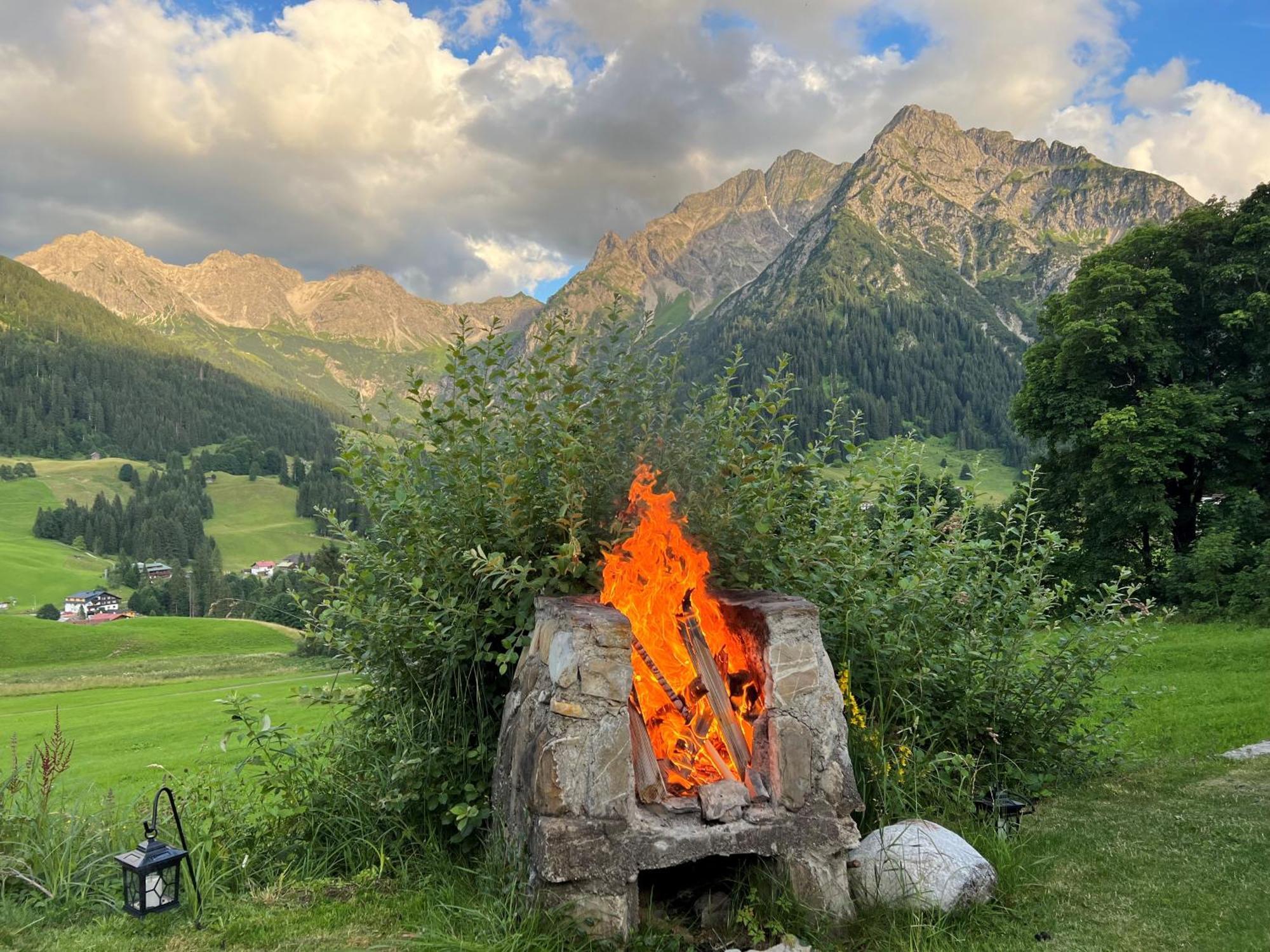 Apartmenthaus Ahorn Mittelberg Exterior foto